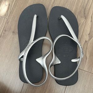 “Havaianas Flash”  sandals size 7/8 or 39-40 women’s
